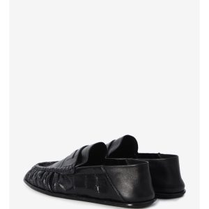 Mocassins with gathered effect