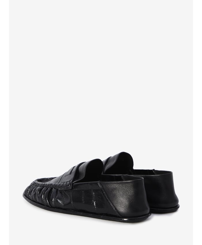 Mocassins with gathered effect